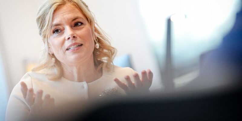 73342137 403.jpg Deutsche Welle Литва