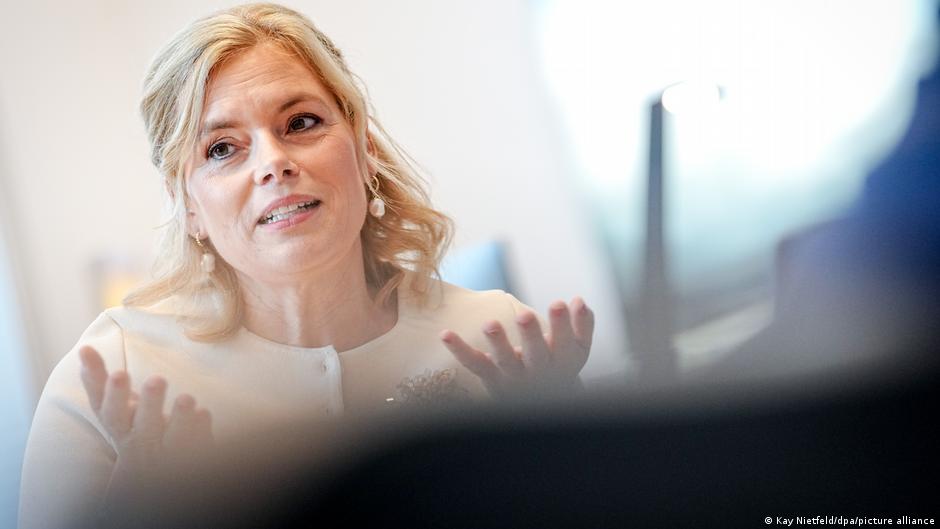 73342137 403.jpg Deutsche Welle Литва