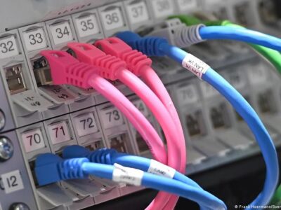 Свыше 2 млн жителей ФРГ не имеют доступа к быстрому интернету 2 73558024 403.jpg Deutsche Welle интернет