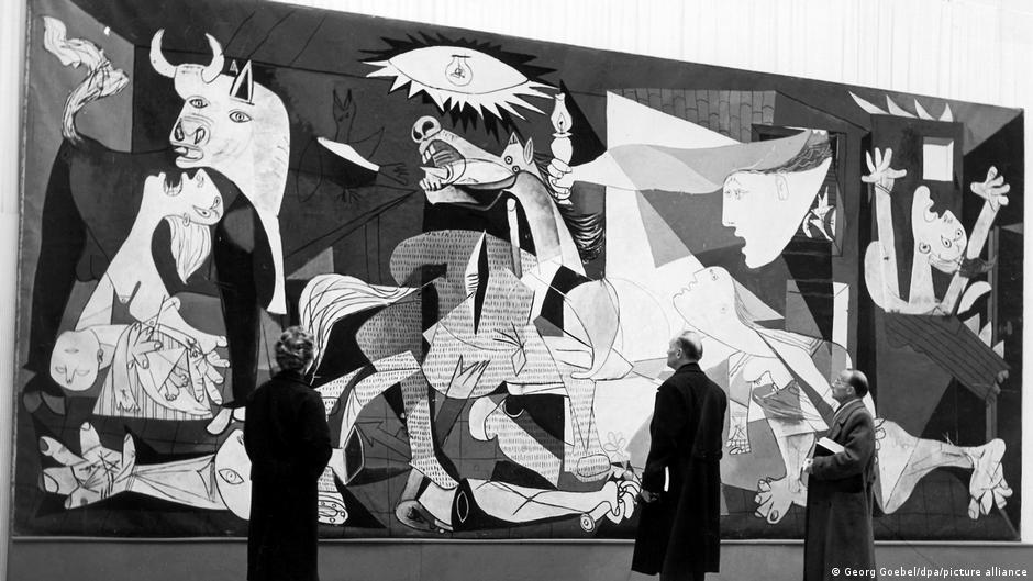 74088231 403.jpg Deutsche Welle Герника