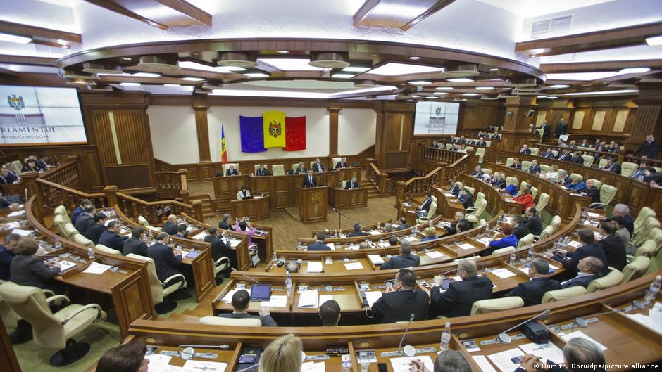 Парламент Молдовы принял решение о выходе страны из СНГ 1 74454507 403.jpg Deutsche Welle Молдова-СНГ