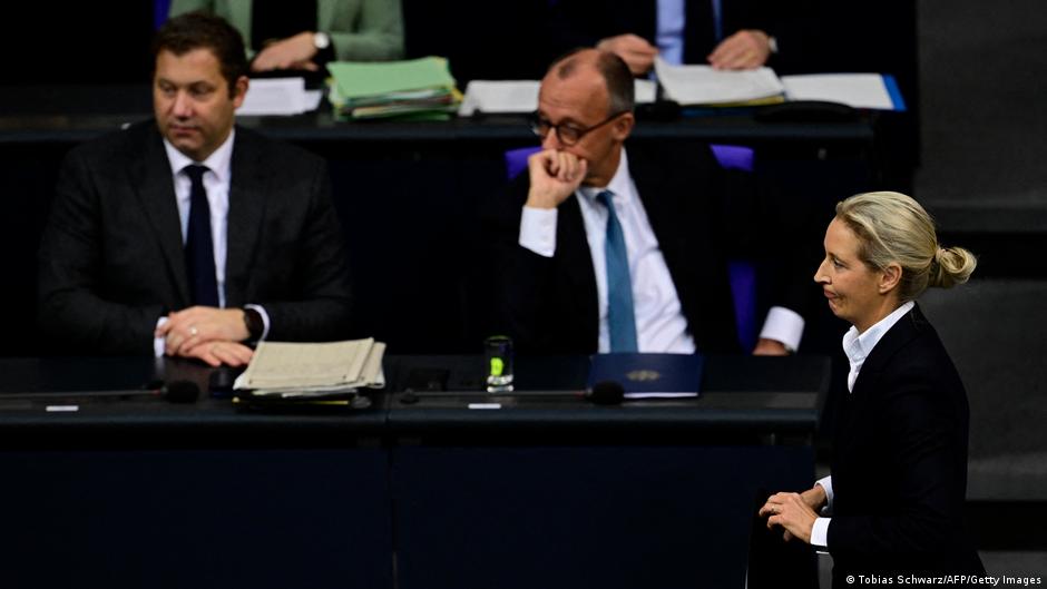 74902145 403.jpg Deutsche Welle АдГ