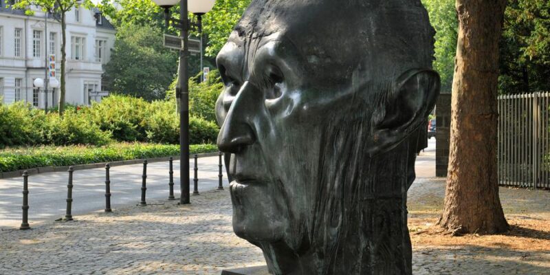 75402946 403.jpg Deutsche Welle Бонн