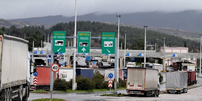 Система EES: 27 тыс. граждан третьих стран отказано во въезде в ЕС 1 75696045 403.jpg Deutsche Welle Система EES