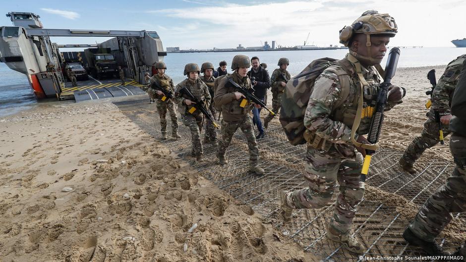 Politico: Франция планирует увеличить арсенал дронов в пять раз до 2030 года 1 75864258 403.jpg Deutsche Welle Франция