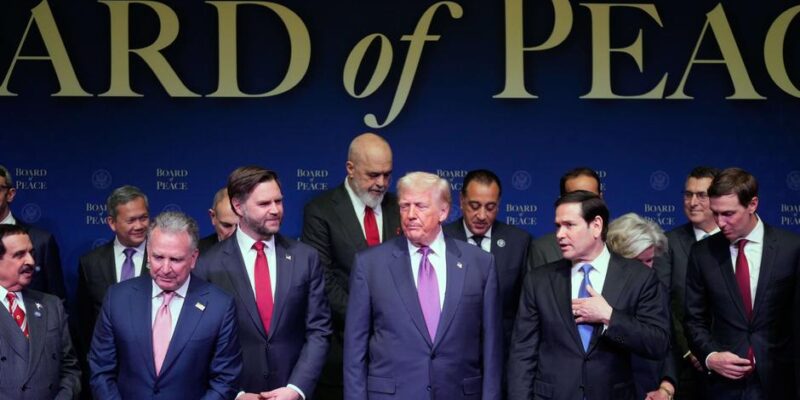 Только две страны поддержали деньгами "Совет мира" Трампа 1 76046840 403.jpg Deutsche Welle Дональд Трамп