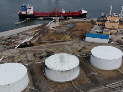 Цены на нефть упали после сообщений о прекращении огня в Иране 2 76423341 403.jpg Deutsche Welle цены на нефть