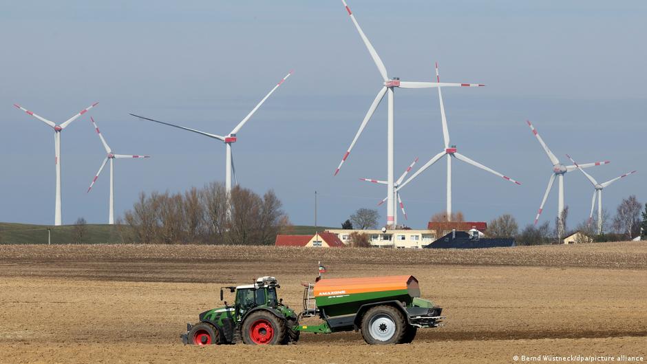 Доля "зеленой" энергии в потреблении Германии превысила 50 процентов 1 76529050 403.jpg Deutsche Welle германия