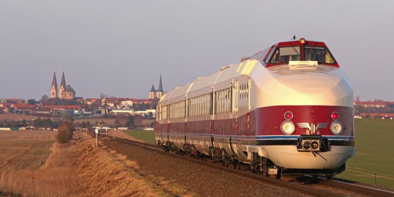 76610523 403.jpg Deutsche Welle ICE