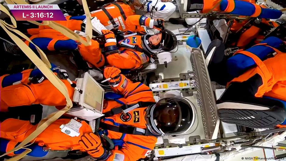 76633258 403.jpg Deutsche Welle Артемида-2