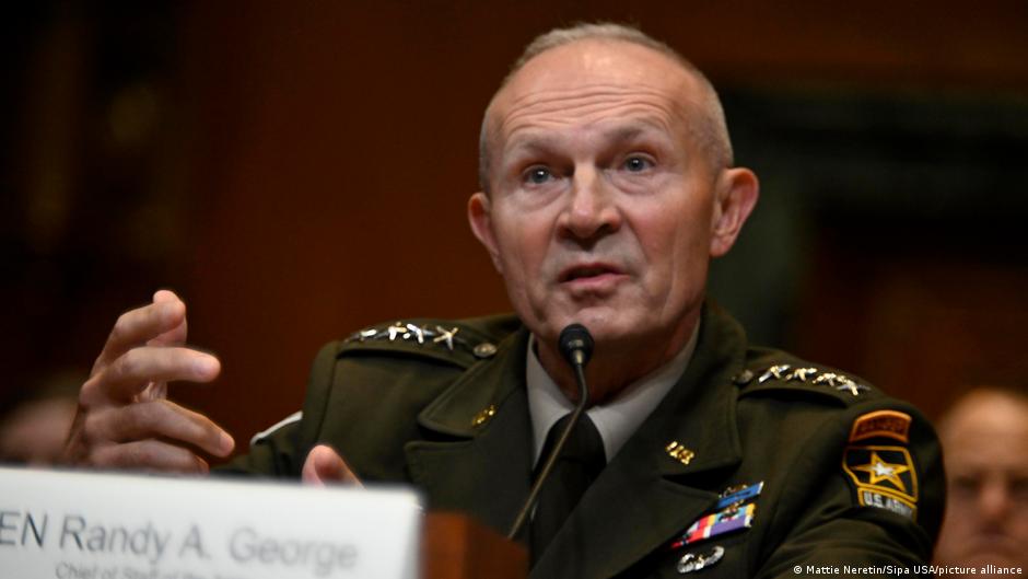 76649684 403.jpg Deutsche Welle Питер Хегсет