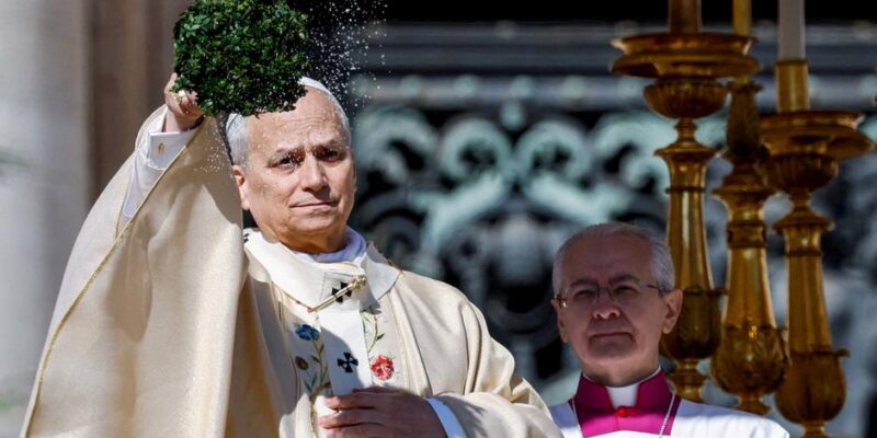 Urbi et Orbi: Папа Лев XIV призвал сложить оружие и выбрать мир 1 76667908 403.jpg Deutsche Welle Папа Лев XIV