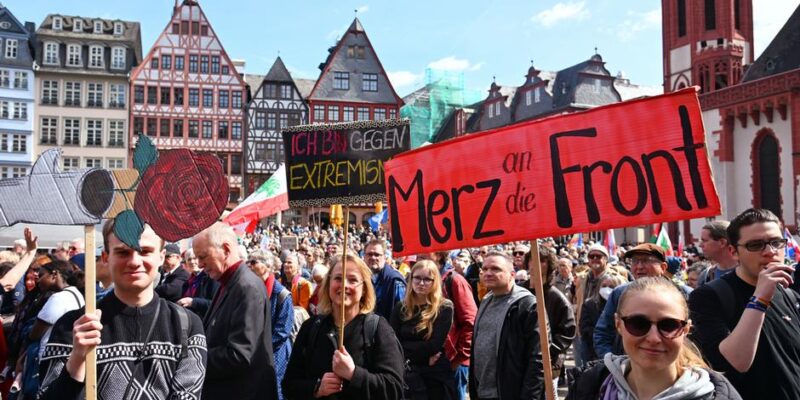 76681051 403.jpg Deutsche Welle пасхальный марш