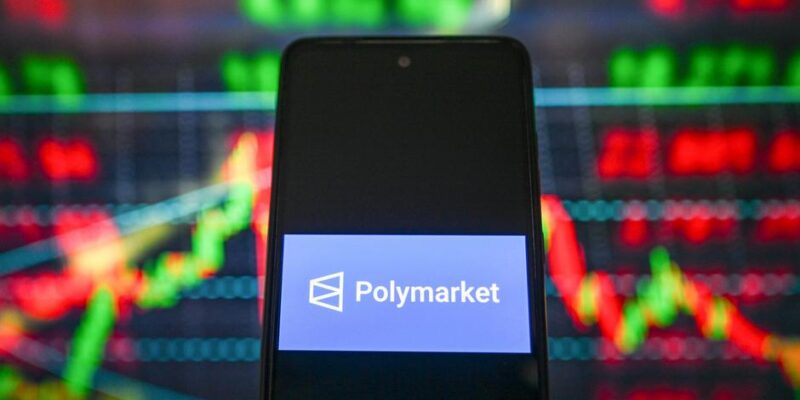 WSJ: Белый дом запретил сотрудникам делать ставки, используя служебное положение 1 76724077 403.jpg Deutsche Welle Белый дом