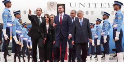 Трамп: Если переговоры с Ираном провалятся, удары возобновятся 7 76746005 403.jpg политика Дональд Трамп