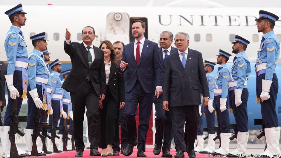 76746005 403.jpg Deutsche Welle Дональд Трамп