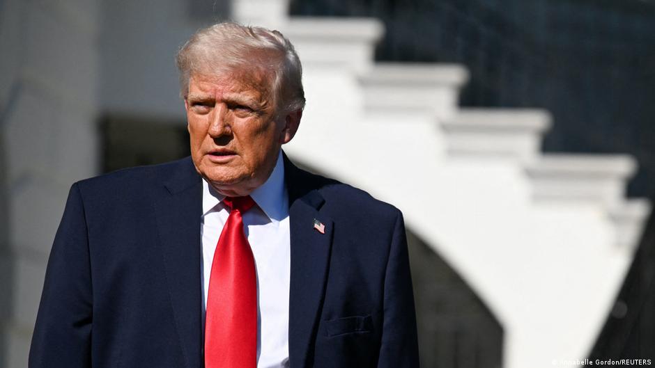 Президент США Трамп объявил о начале блокады Ормузского пролива 1 76750756 403 1.jpg 1 Deutsche Welle Дональд Трамп, Ормузский пролив