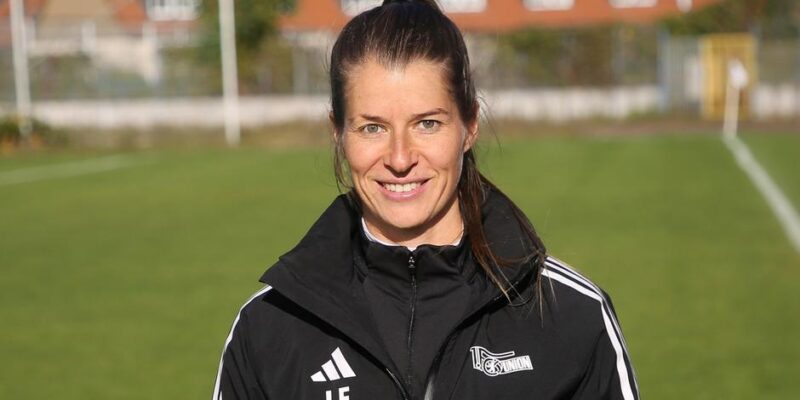 Мари-Луизе Эта стала первой женщиной-тренером в Бундеслиге 1 76752867 403.jpg Deutsche Welle Бундестаг, Мари-Луизе Эта