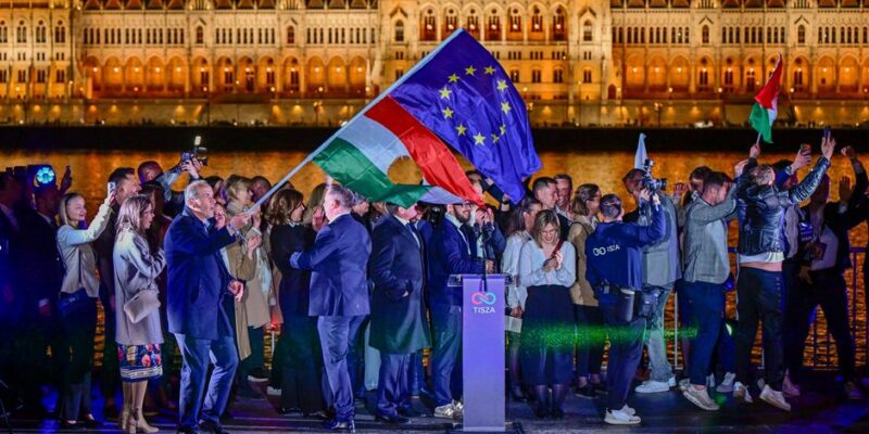 76767669 403.jpg Deutsche Welle кредит Украине, Петер Мадьяр