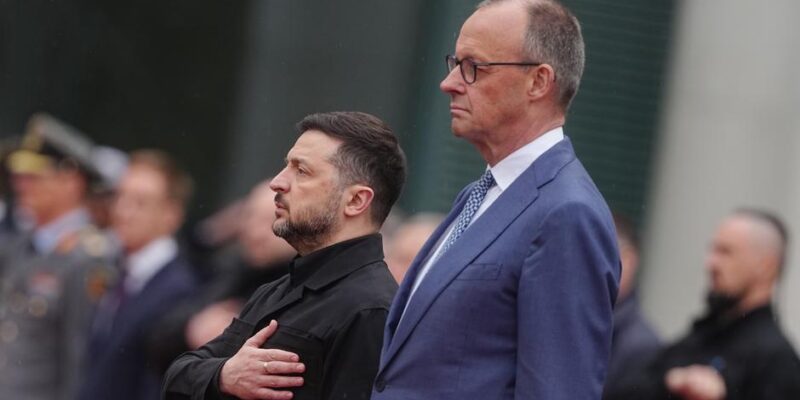 Германия и Украина заключили соглашение о стратегическом партнерстве 1 76773702 403.jpg Deutsche Welle Германия-Украина, стратегическое партнерство