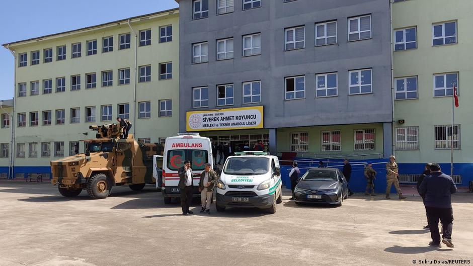 76775139 403.jpg Deutsche Welle лицей, стрельба в Турции