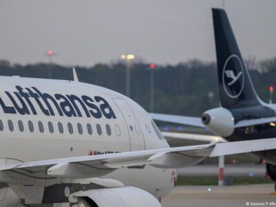 Экипажи Lufthansa бастуют четвертый день подряд 2 76804550 403.jpg Deutsche Welle Lufthansa