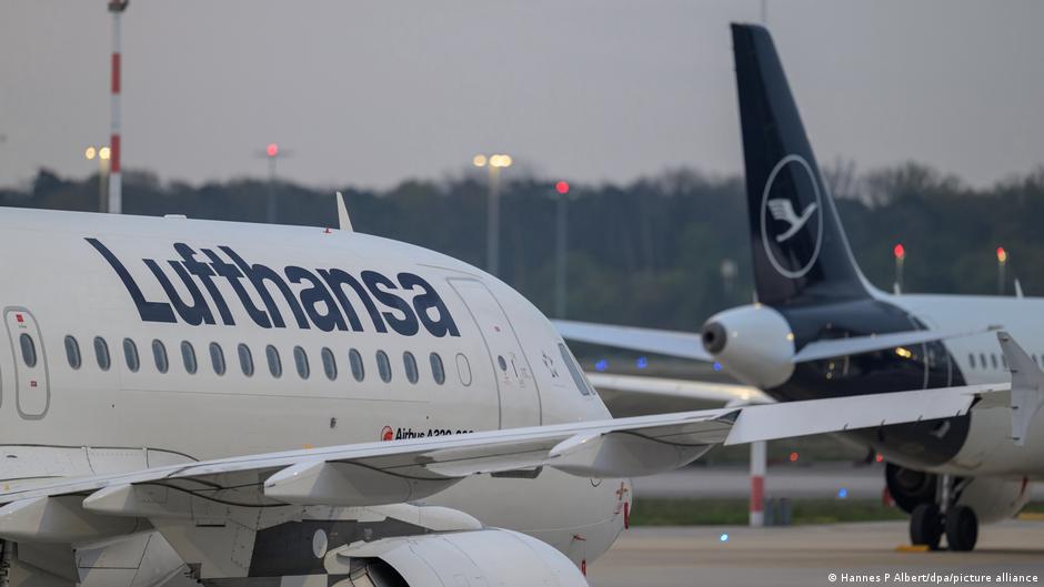 Экипажи Lufthansa бастуют четвертый день подряд 1 76804550 403.jpg Deutsche Welle Lufthansa