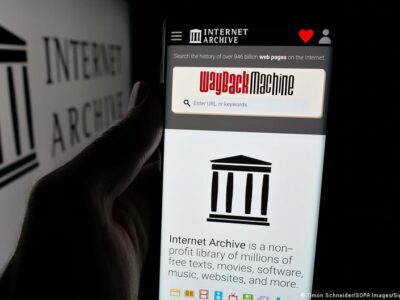 76821646 403.jpg Deutsche Welle архив