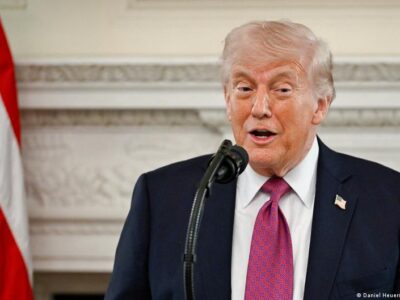 76892245 403.jpg Deutsche Welle Ормузский пролив