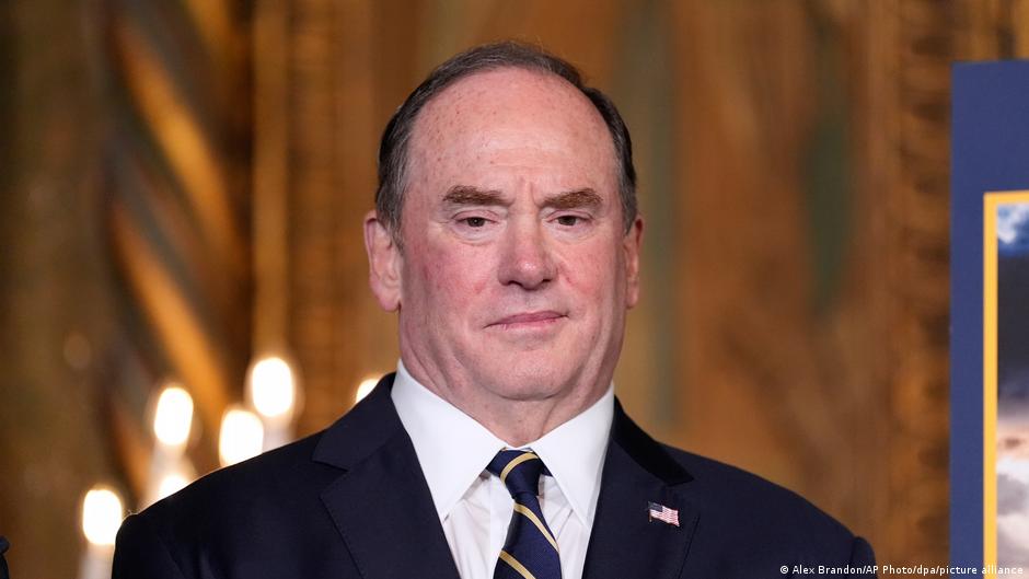 76903570 403.jpg Deutsche Welle министр ВМС