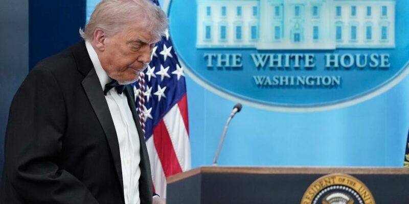 76940445 403.jpg Deutsche Welle Коул Аллен, покушение на убийство, стрельба-Трамп