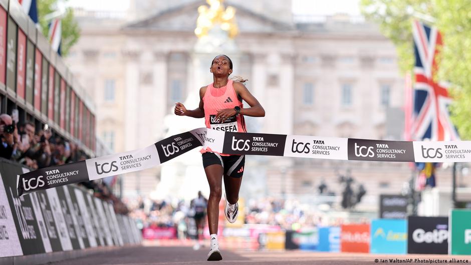 76943581 403.jpg Deutsche Welle adidas