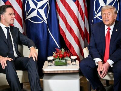 Трамп после встречи с Рютте снова раскритиковал НАТО. Генсек альянса описал разговор как «очень откровенный» 6 9e5f5380 33e9 11f1 bcd5 f5e97411e751.jpg Новости BBC Дональд Трамп