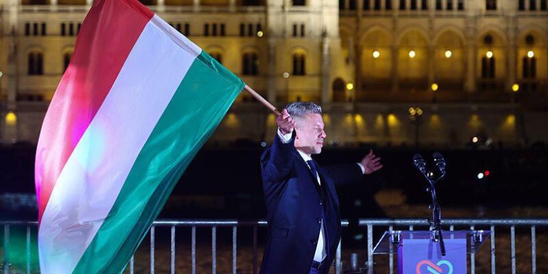 bfeddaf0 3725 11f1 872e dbe4122cf753.jpg Новости BBC Выборы в Венгрии, Мадьяр-Орбан, Орбан-Мадьяр