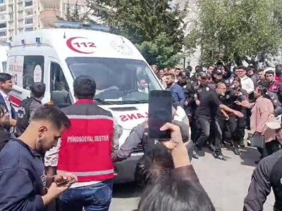 В результате стрельбы в турецкой школе погибли девять человек, восемь из них — дети 2 de38d570 38c7 11f1 9d5c 8ba507d7dbde.jpg BBC News Русская служба стрельба в школе