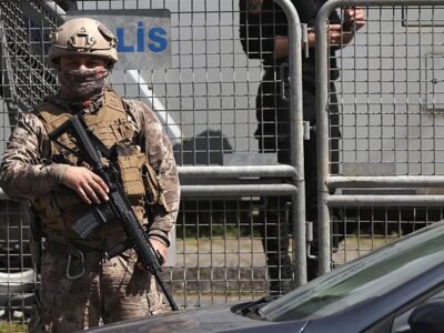 f774a280 3273 11f1 a1dc 4b5910268ba2.jpg Новости BBC Стрельба в Стамбуле