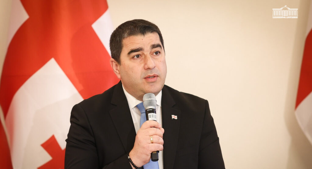 papuashvili e1777456321562 новости второй фронт, Грузия-ЕС, Грузия-США, Грузия-Украина-Молдова, Спикер парламента, Шалва Папуашвили