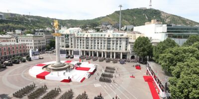 Движение в центре Тбилиси изменено из-за празднования Дня независимости 5 500972354 1100005382160474 4053871990186034238 n SOVA-блог День независимости Грузии, перекрытие улиц, торжественные мероприятия в Грузии