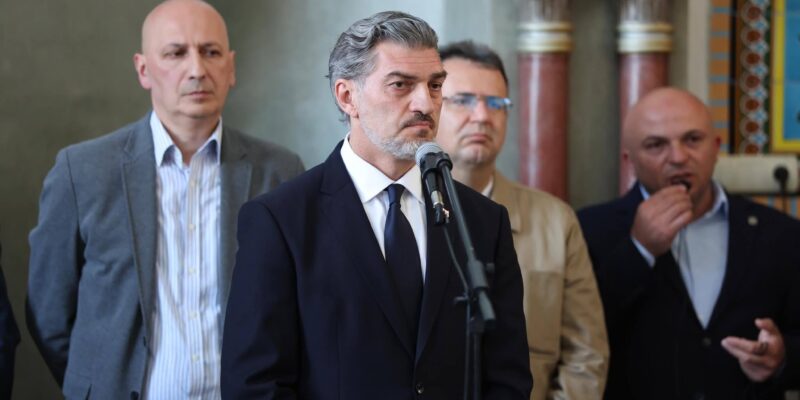Iranian Ambassador Thanks Georgian President for Visiting Tbilisi Mosque 1 710059273 10234028649593111 2651596003600461768 n News