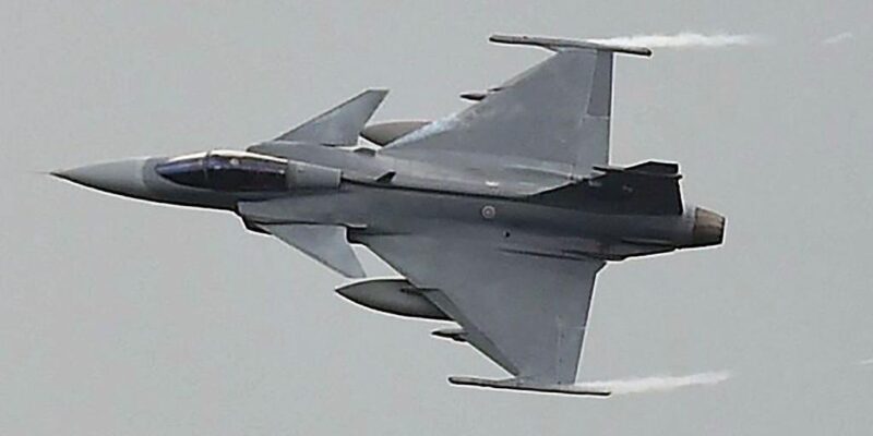 Украина получит 38 шведских истребителей Gripen. Первые самолеты ждут в декабре 2026 года 1 Gripen ВВС Таиланда