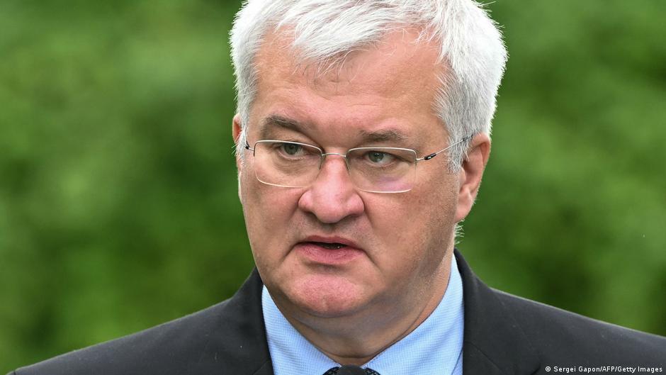 Украина против кандидатуры Шрёдера как переговорщика ЕС с Россией 1 73680853 403.jpg Deutsche Welle Андрей Сибига, Герхард Шредер, Путин-Шрёдер