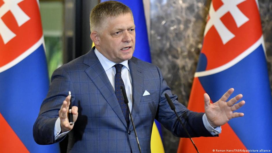 74276203 403.jpg Deutsche Welle Зеленский-Фицо