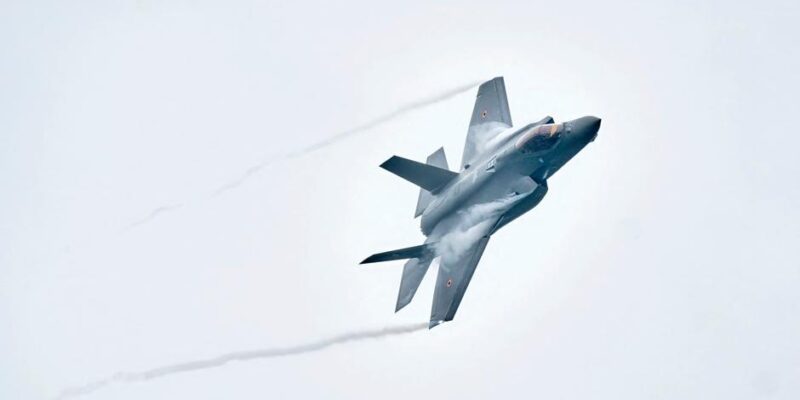 Польша получила первые из заказанных в США истребителей F-35 1 76453694 403.jpg Deutsche Welle Польша, сша