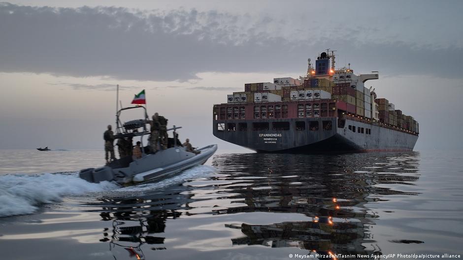 Иран разработал новые правила прохода через Ормузский пролив 1 76948139 403.jpg Deutsche Welle Ормузский пролив
