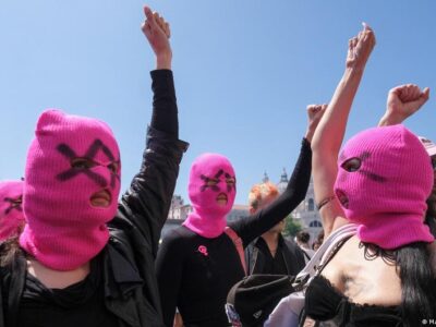 77087677 403.jpg Deutsche Welle Pussy Riot