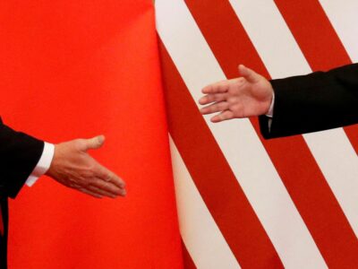 Си и Трамп готовятся пожать руки в Пекине в ноябре 2017 года