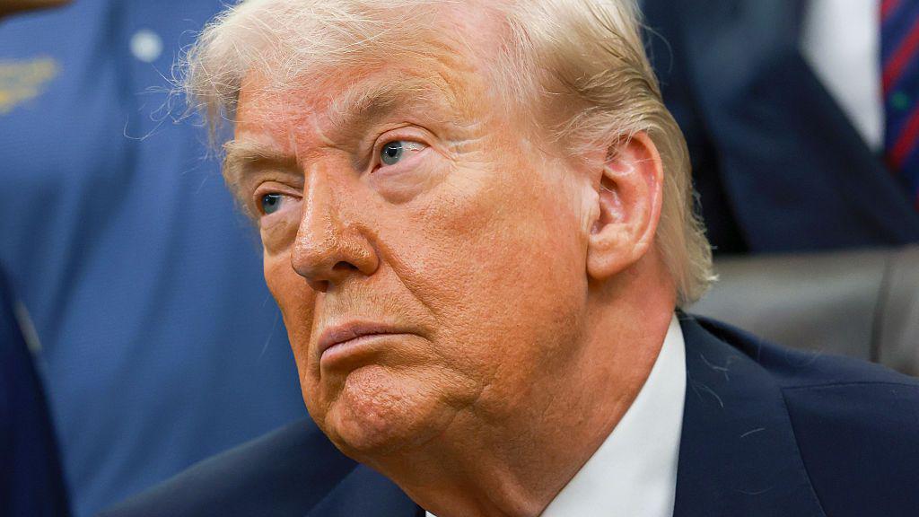 Трамп заявил, что «Проект Свобода» в Ормузском проливе будет приостановлен 1 Донаотд Трамп