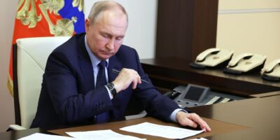 putin политика Владимир Путин, договор о союзническом взаимодействии, оккупированные регионы Грузии, президент РФ, Южная Осетия. Цхинвальский регион