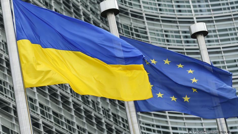 ЕК не подтвердила, что мужчин-призывников из Украины могут лишить защиты 1 55178101 403.jpg Deutsche Welle Еврокомиссия (ЕК)