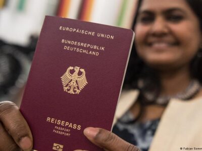 64027858 403.jpg Deutsche Welle гражданин Германии